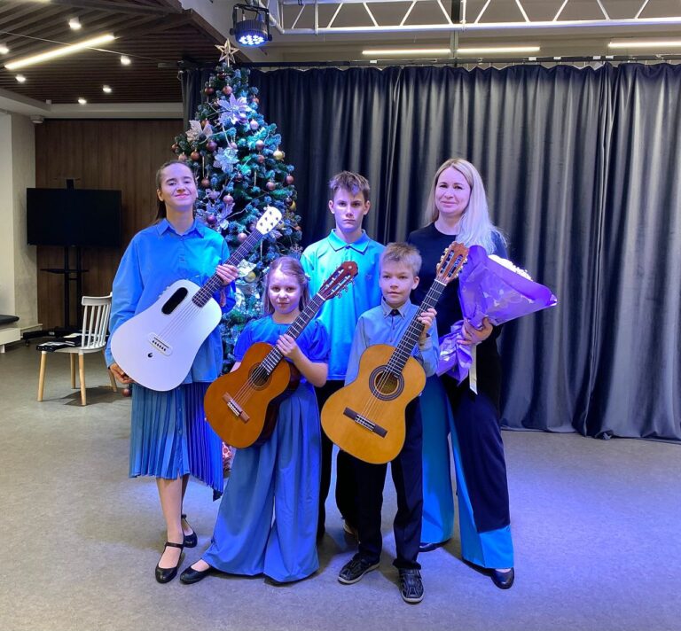 Подробнее о статье На каникулах ученики нашей школы приняли участие в рождественских концертах в Зеленограде